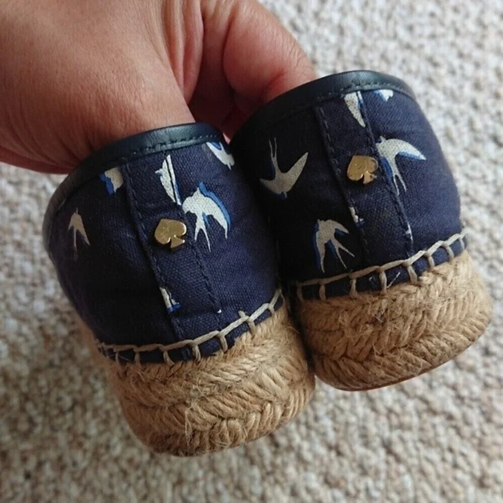 Kate Spade Navy Blue & White Bird Swallow Print Espadrilles Slip On size 6